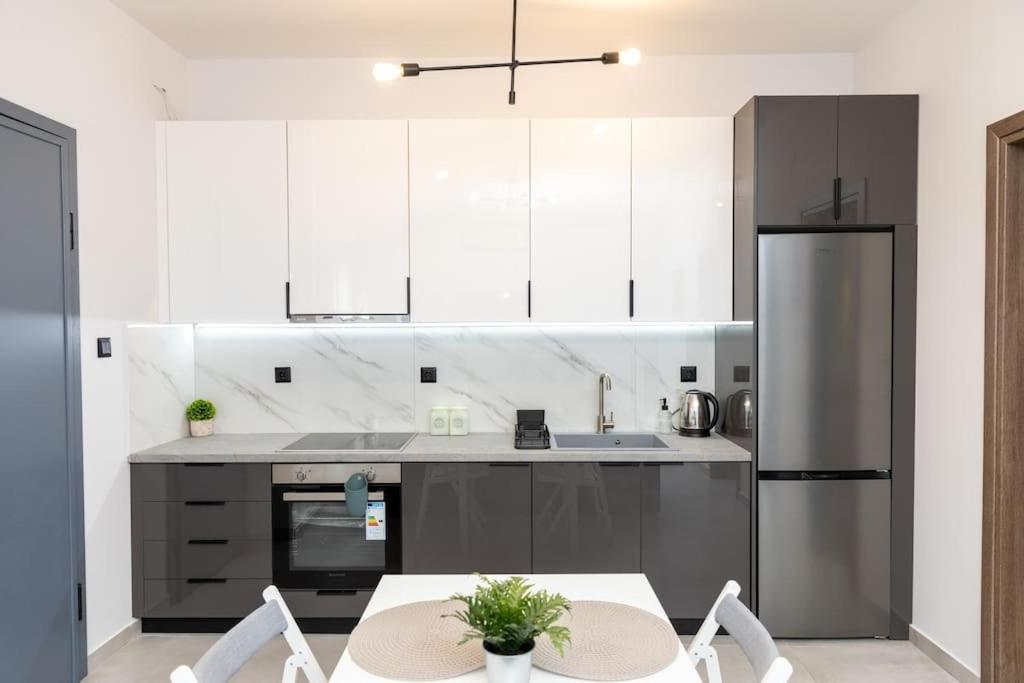 Modern & Comfy Apartment Thessaloníki Ngoại thất bức ảnh